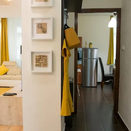 Cork Apartament